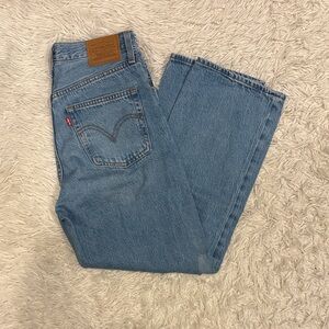 Levi's Women's Ribcage Straight Ankle Jeans